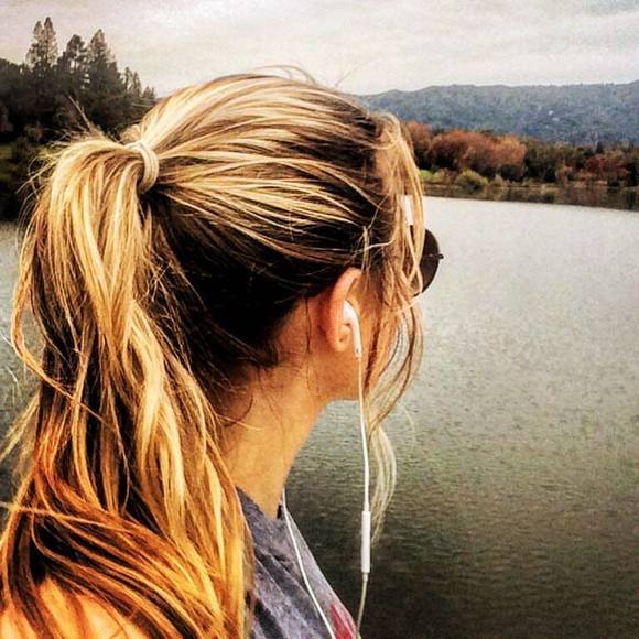 Meet your Posher, Olivia - Picture 1 of 16